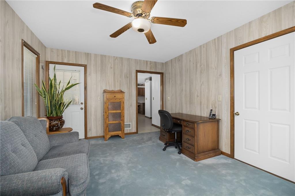 4902 S 33 Highway Property Photo 3