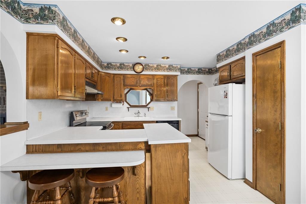 4902 S 33 Highway Property Photo 8