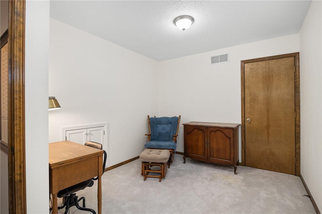 4902 S 33 Highway Property Photo 17