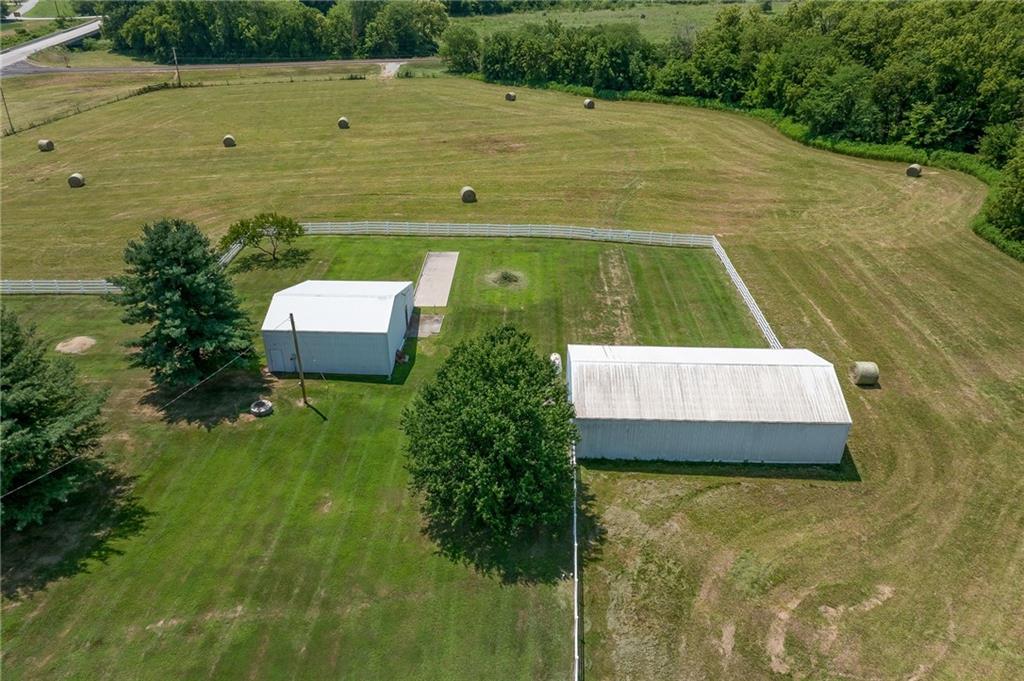 4902 S 33 Highway Property Photo 32