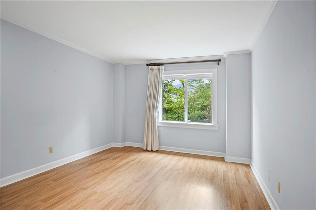 4550 Warwick Boulevard Property Photo 10