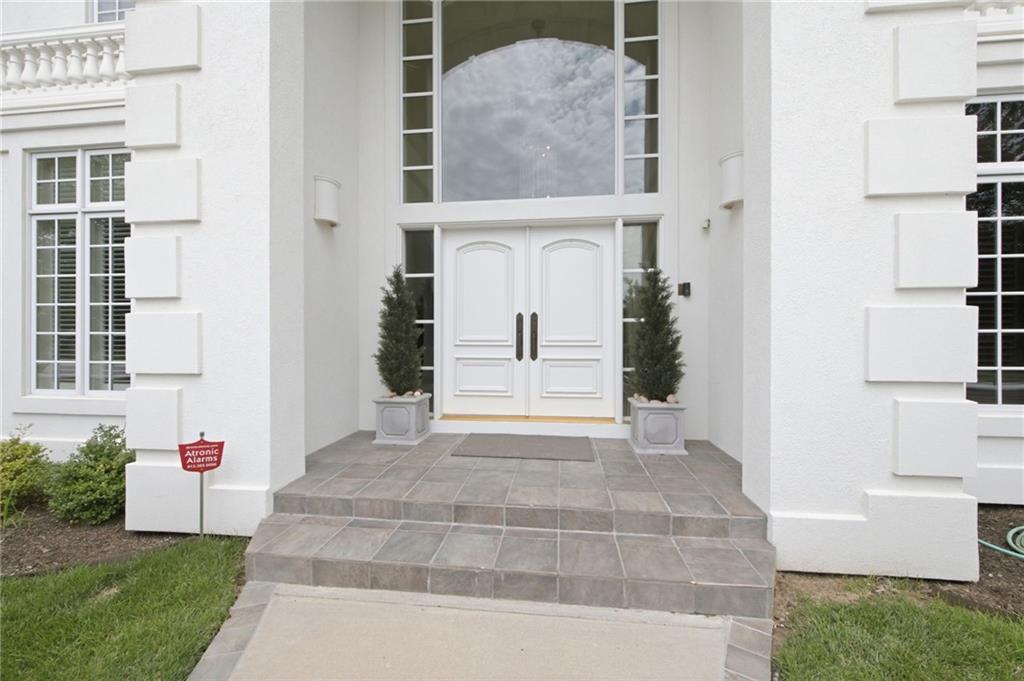 6517 Ridge Road Property Photo 3
