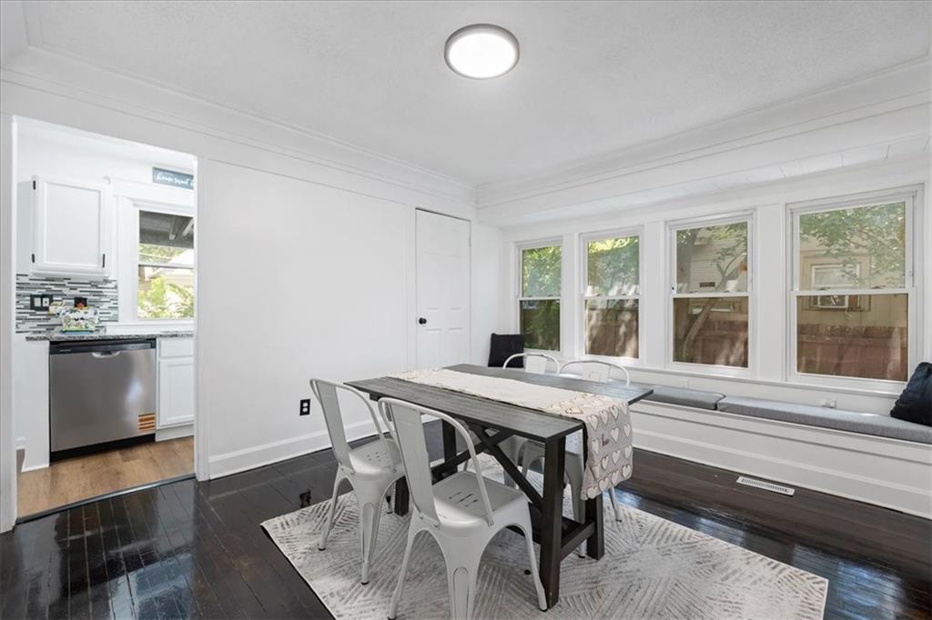 650 Parallel Avenue Property Photo 8