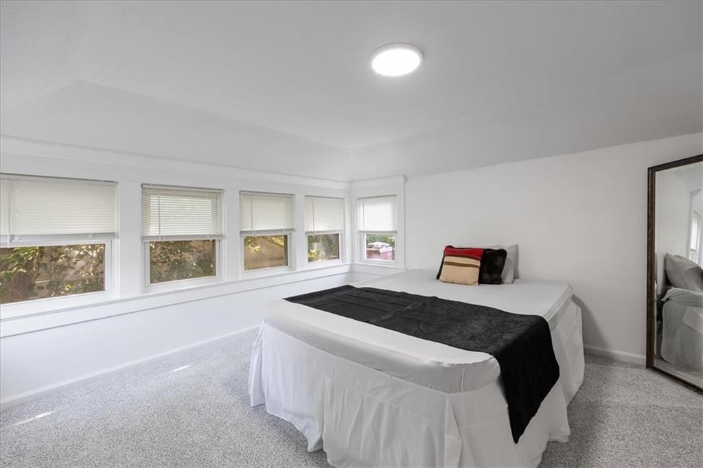 650 Parallel Avenue Property Photo 15