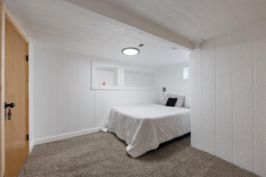 650 Parallel Avenue Property Photo 18