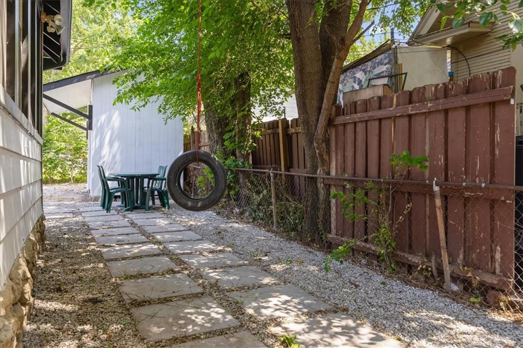 650 Parallel Avenue Property Photo 24