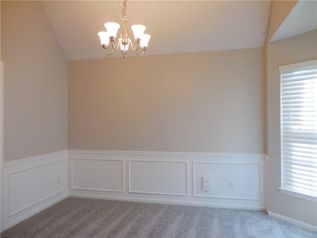 18200 W 157th Street Property Photo 5