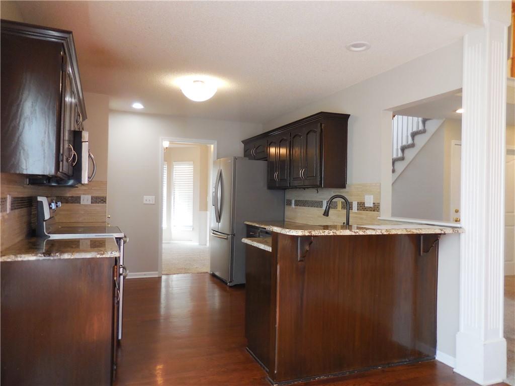 18200 W 157th Street Property Photo 8