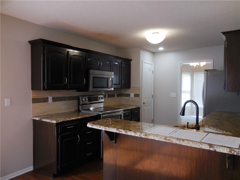 18200 W 157th Street Property Photo 11