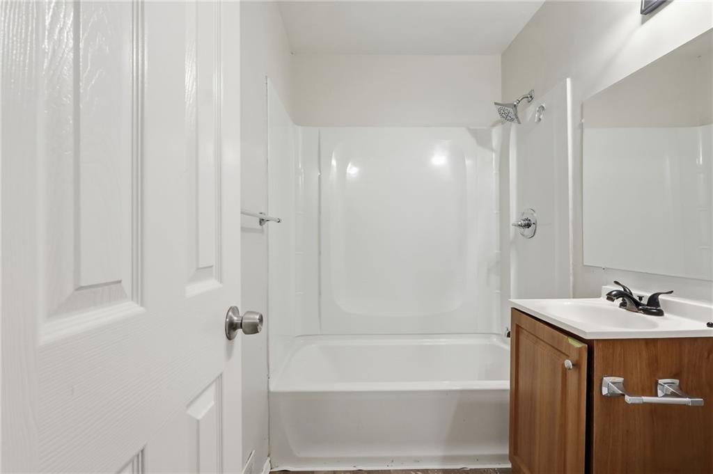 7900 Longview Road Property Photo 29