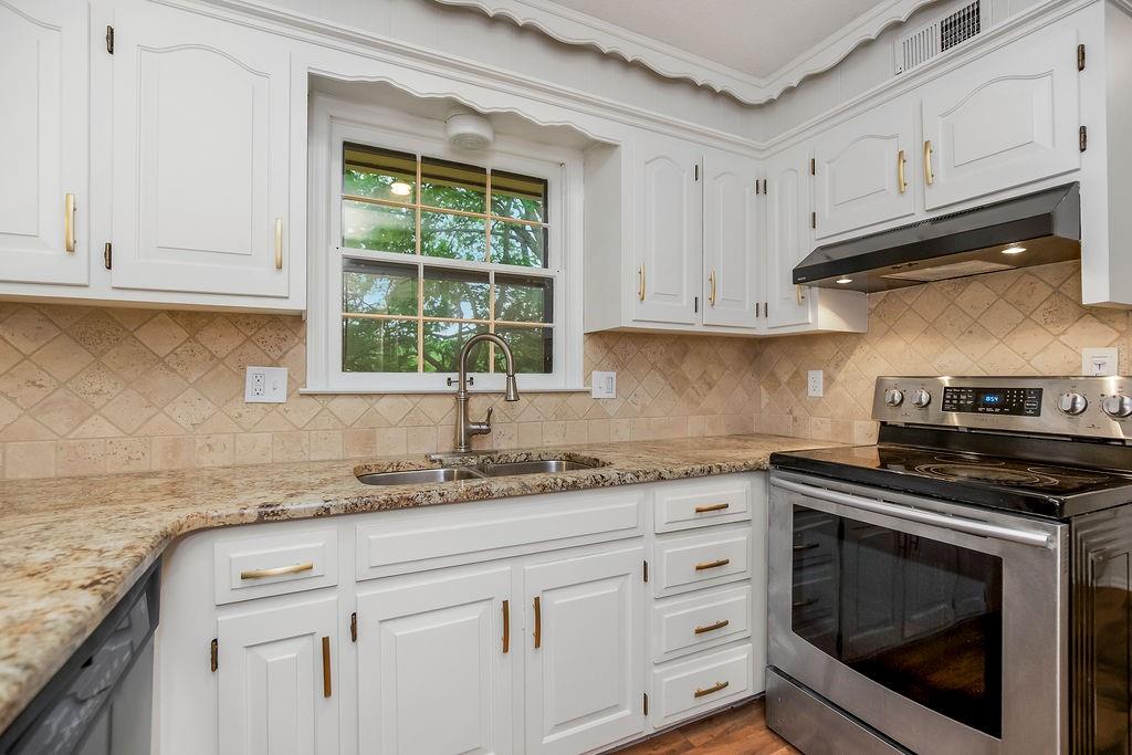 5768 Cottage Avenue Property Photo 11