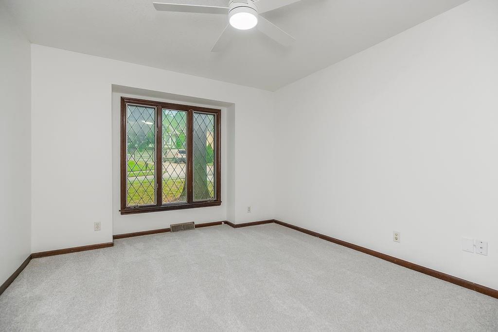 5768 Cottage Avenue Property Photo 20