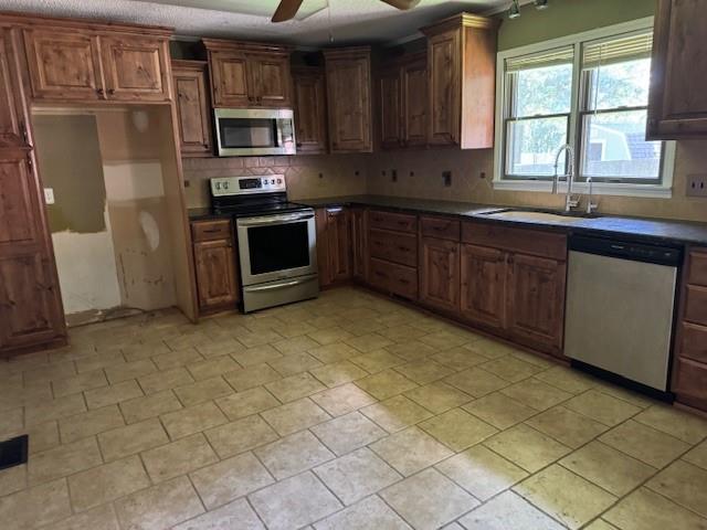 512 Custer Road Property Photo 4