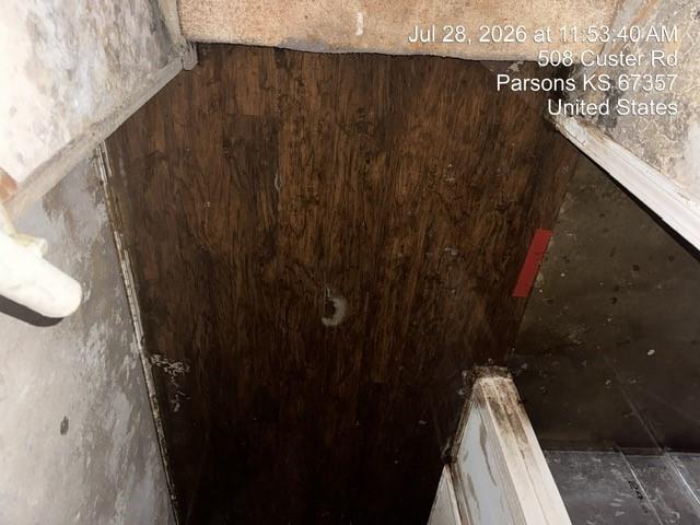 512 Custer Road Property Photo 17