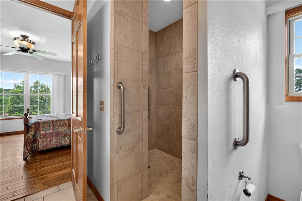 2511 Fairway Drive Property Photo 17