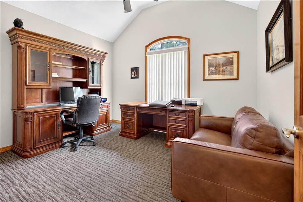 2511 Fairway Drive Property Photo 25