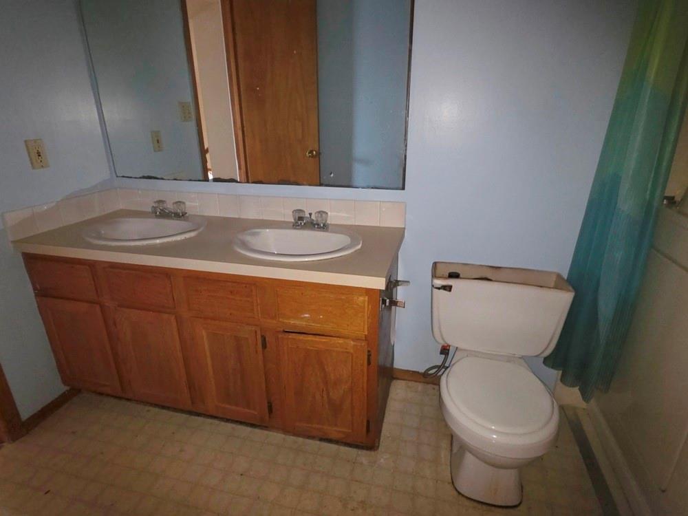 4012 Overland Drive Property Photo 12