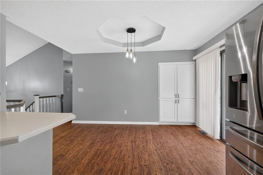 87 Oak Street Property Photo 10