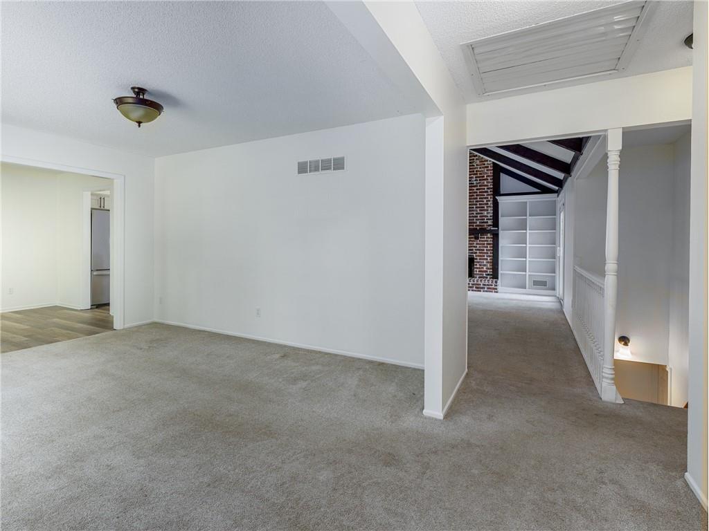 8016 Sunset Circle Property Photo 12