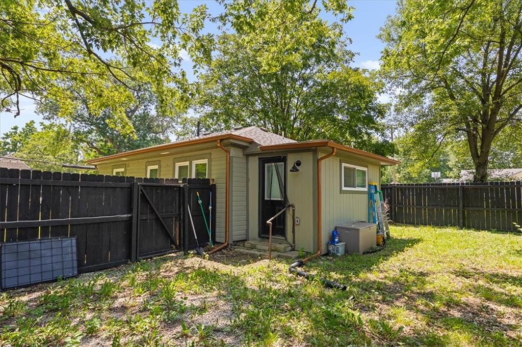 807 4th Street Property Photo 13
