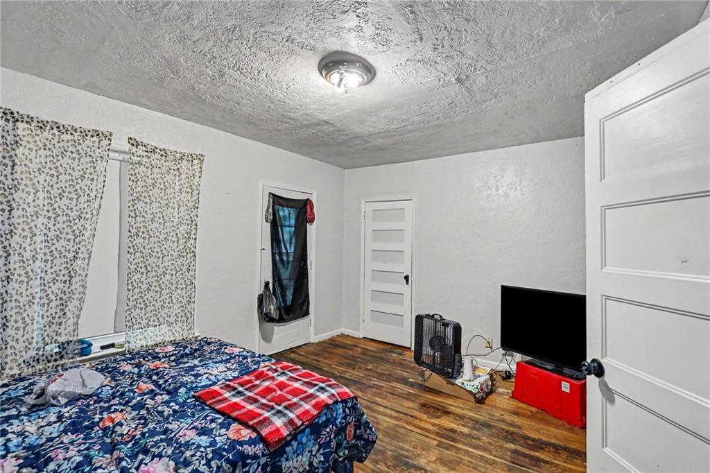 3915 Norledge Avenue Property Photo 18