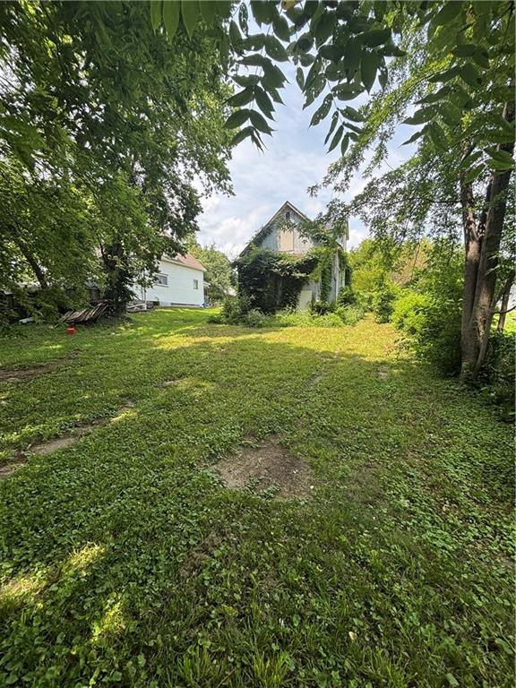 2221 Garfield Avenue Property Photo 10