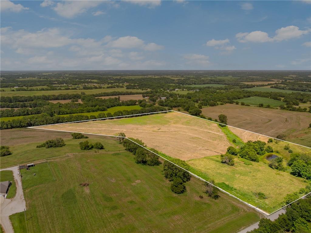 20800 Cantrell Road Property Photo 10