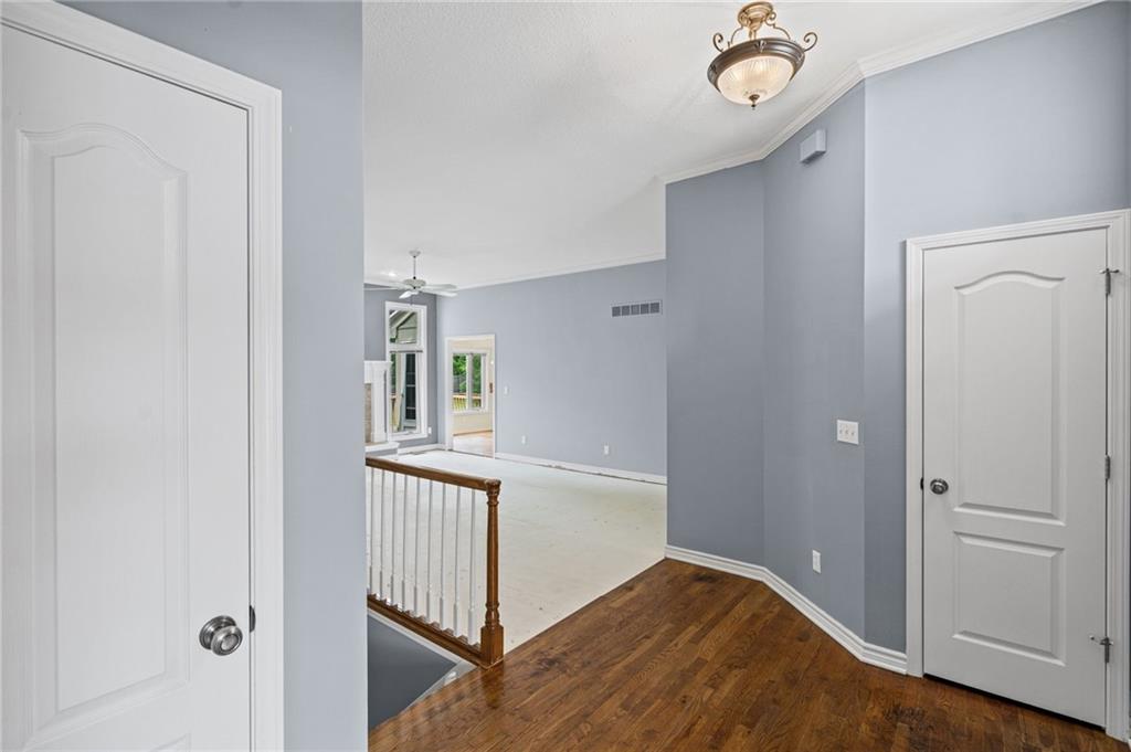 510 Ashurst Place Property Photo 7