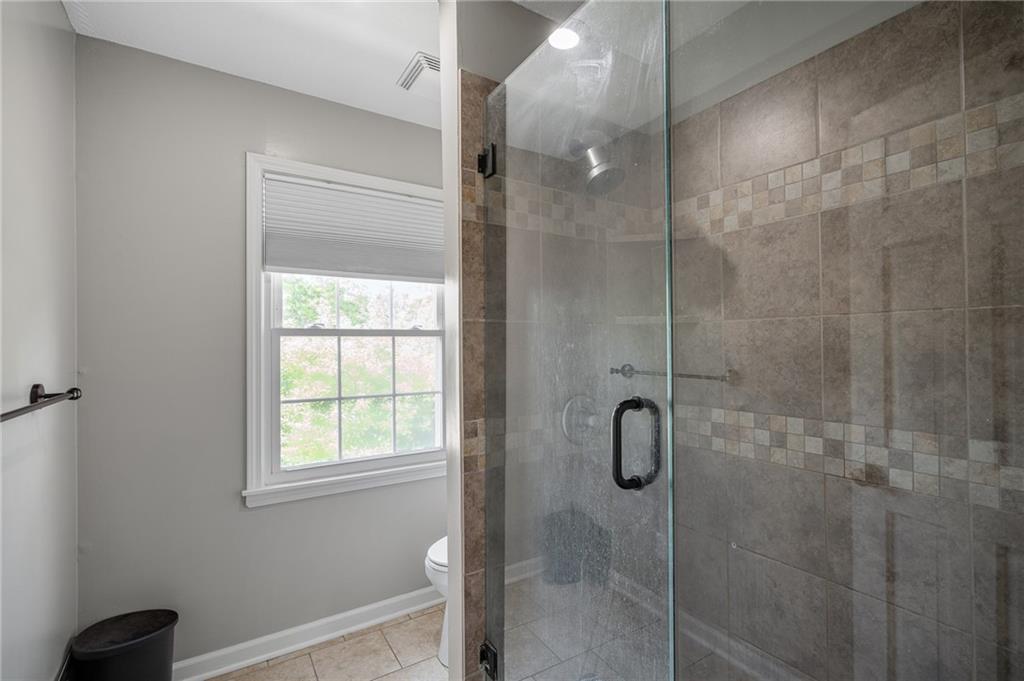 1109 W 120th Terrace Property Photo 39