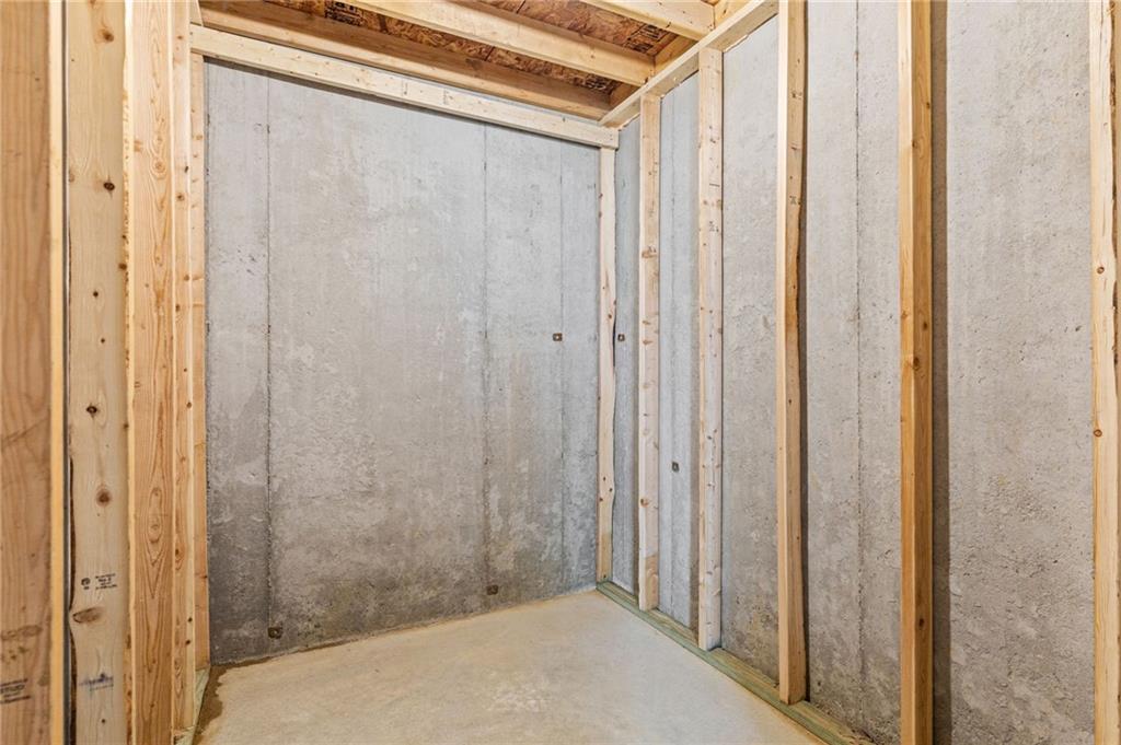 1006 Meadowbrook Drive Property Photo 33