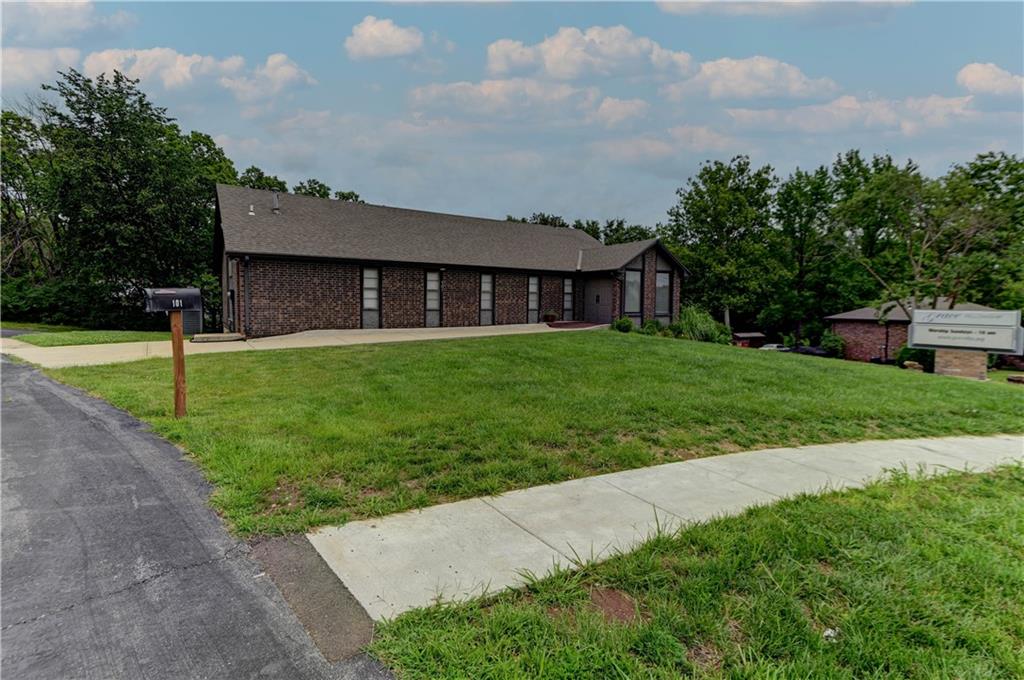 101 South Avenue Property Photo 45