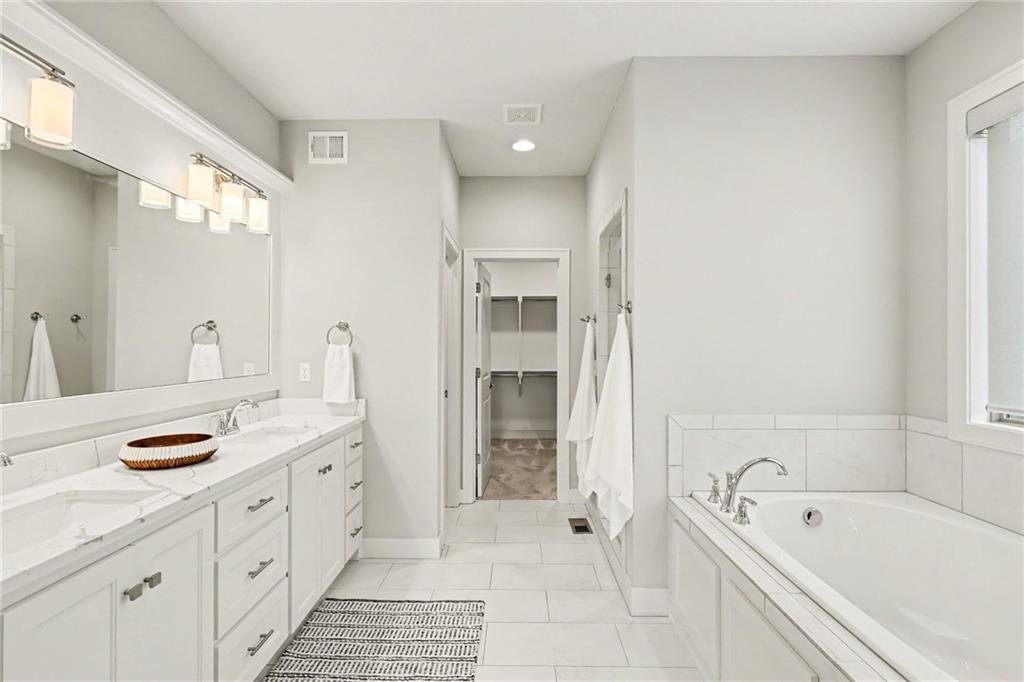 8193 Valley Road Property Photo 15