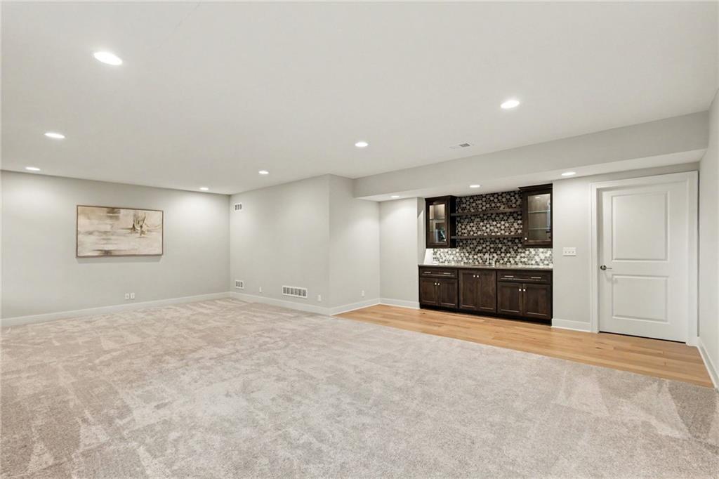 8193 Valley Road Property Photo 22