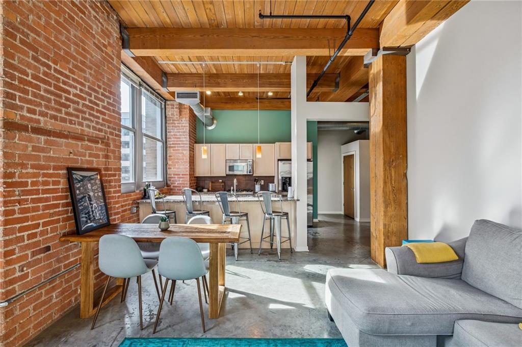 712 Broadway Boulevard Property Photo 6