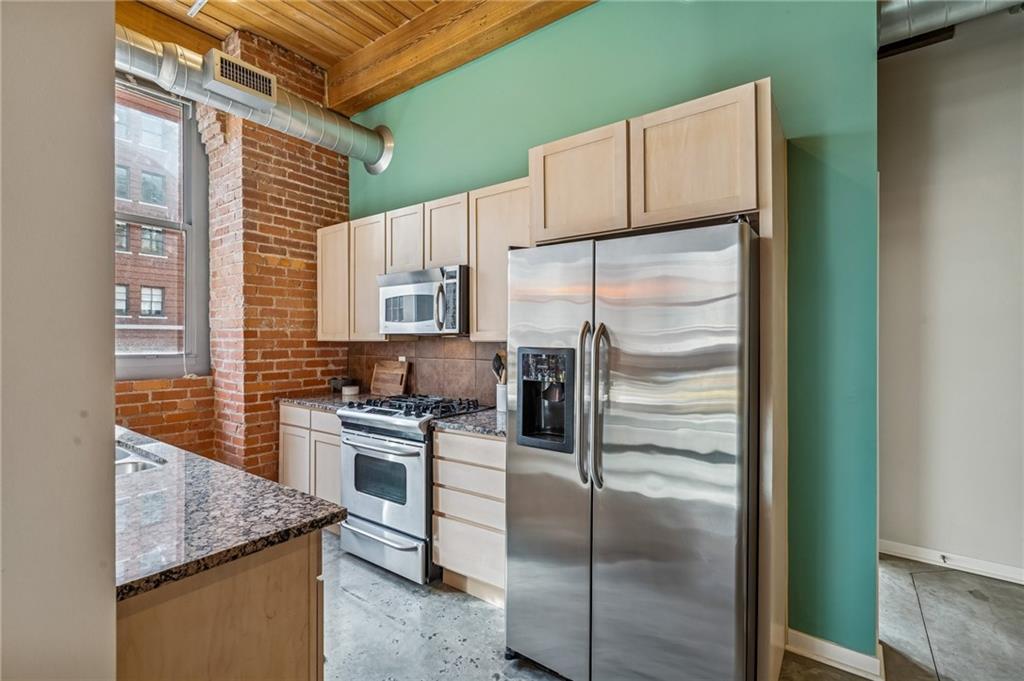 712 Broadway Boulevard Property Photo 13