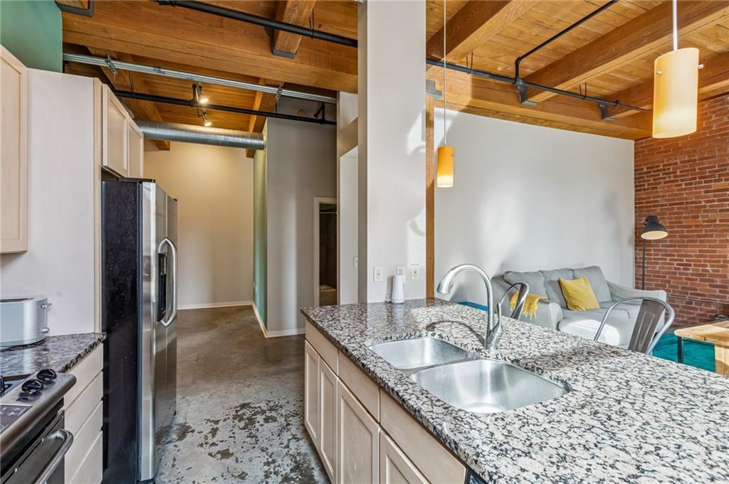 712 Broadway Boulevard Property Photo 16