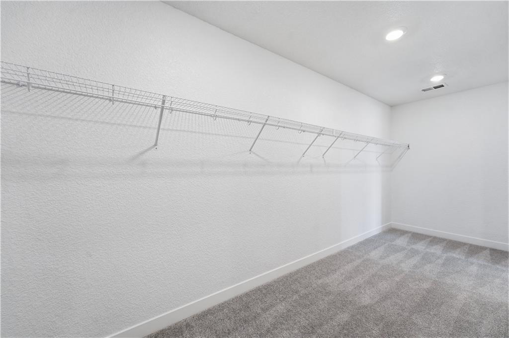 16657 Lawson Street Property Photo 2