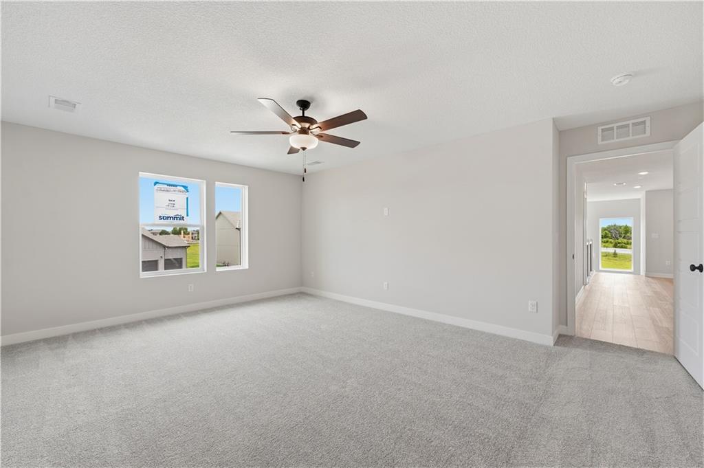 16657 Lawson Street Property Photo 5