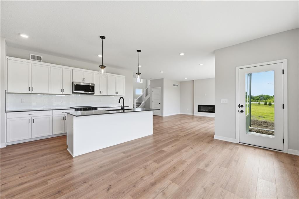 16657 Lawson Street Property Photo 16