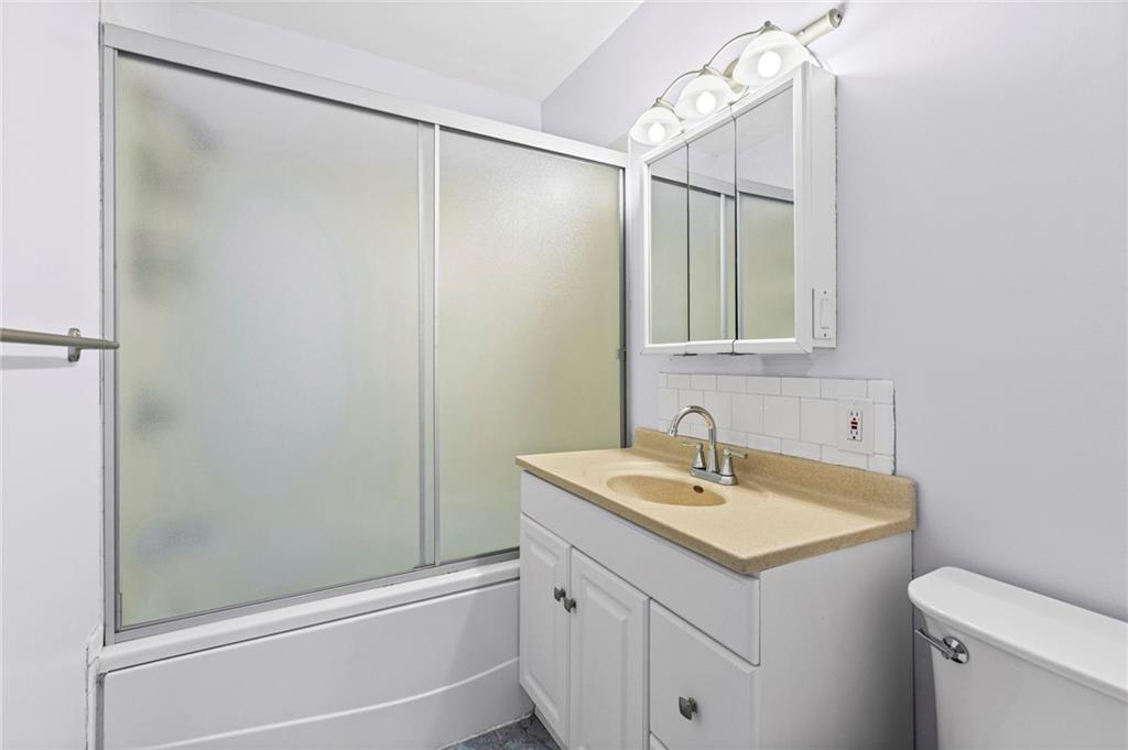 12720 W 55th Terrace Property Photo 9