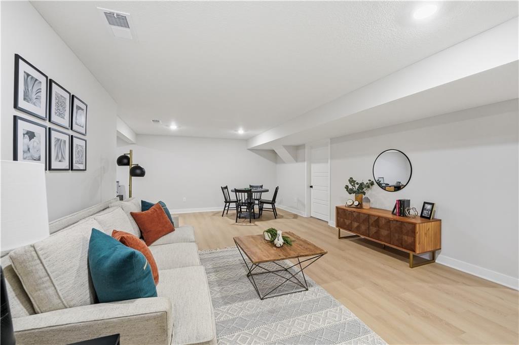 16649 Lawson Street Property Photo 21