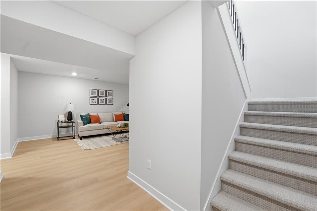 16649 Lawson Street Property Photo 23