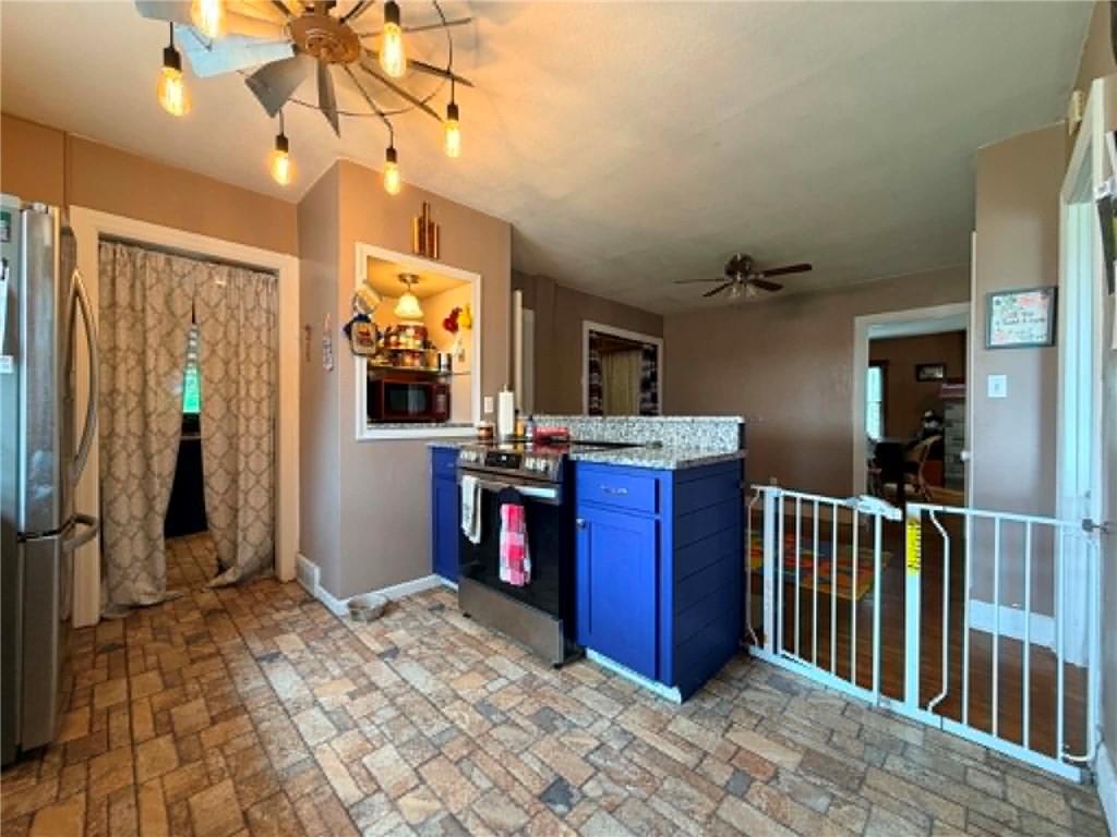 625 Walnut Street Property Photo 9