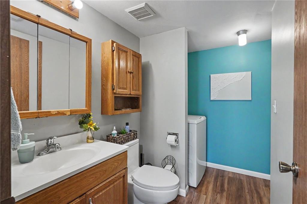 118 Glenview Drive Property Photo 11