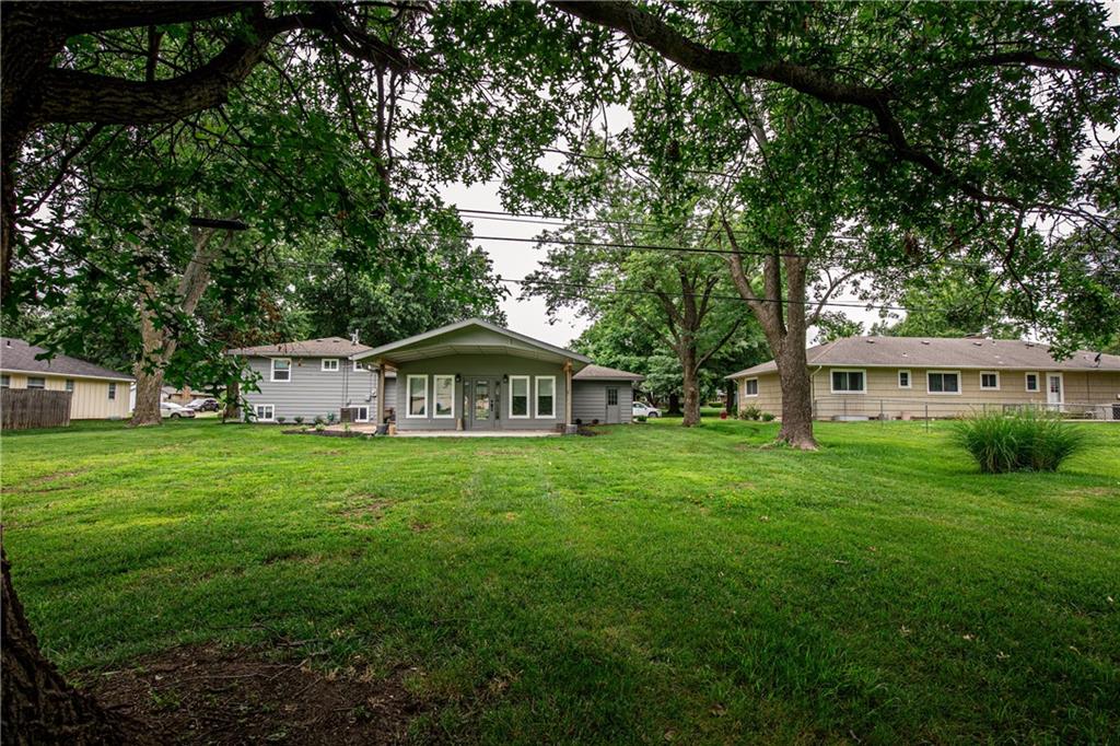 311 Jackson Avenue Property Photo 7