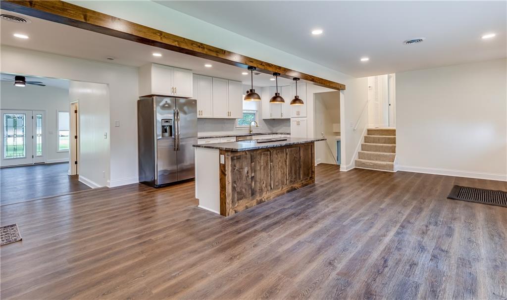 311 Jackson Avenue Property Photo 14