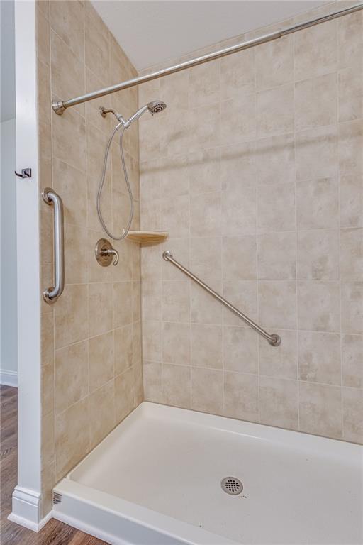 311 Jackson Avenue Property Photo 25