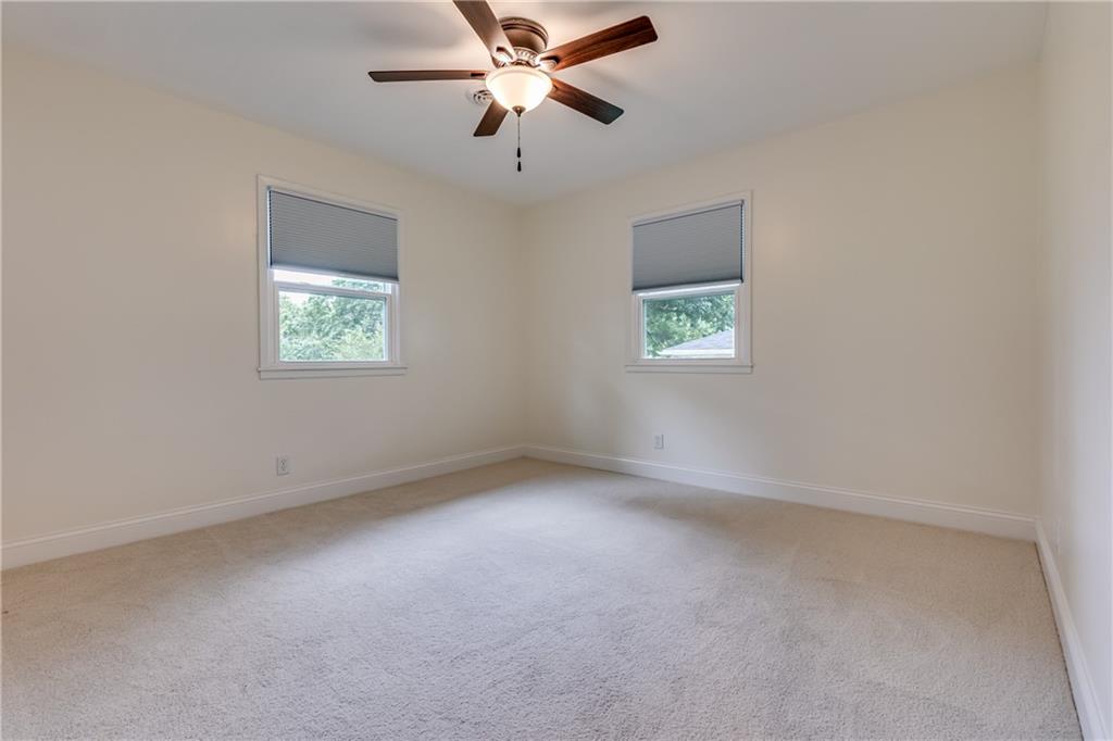 311 Jackson Avenue Property Photo 30