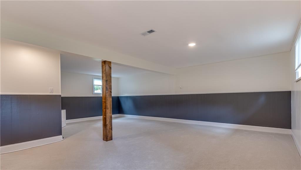 311 Jackson Avenue Property Photo 36