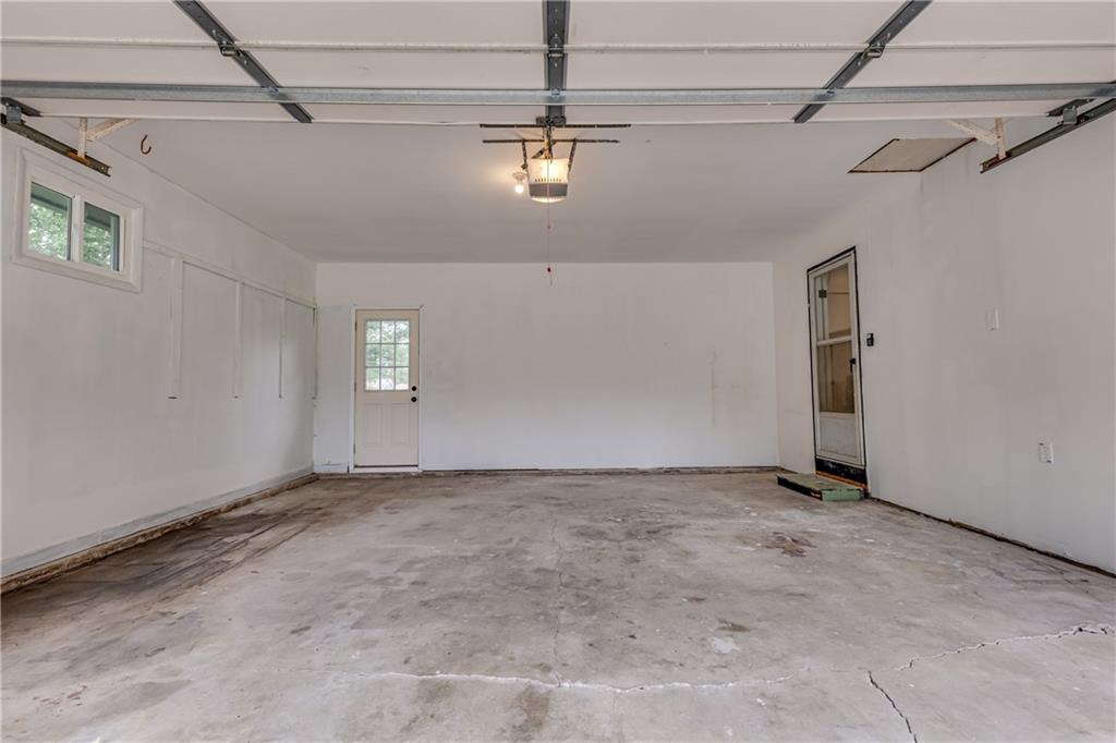 311 Jackson Avenue Property Photo 39